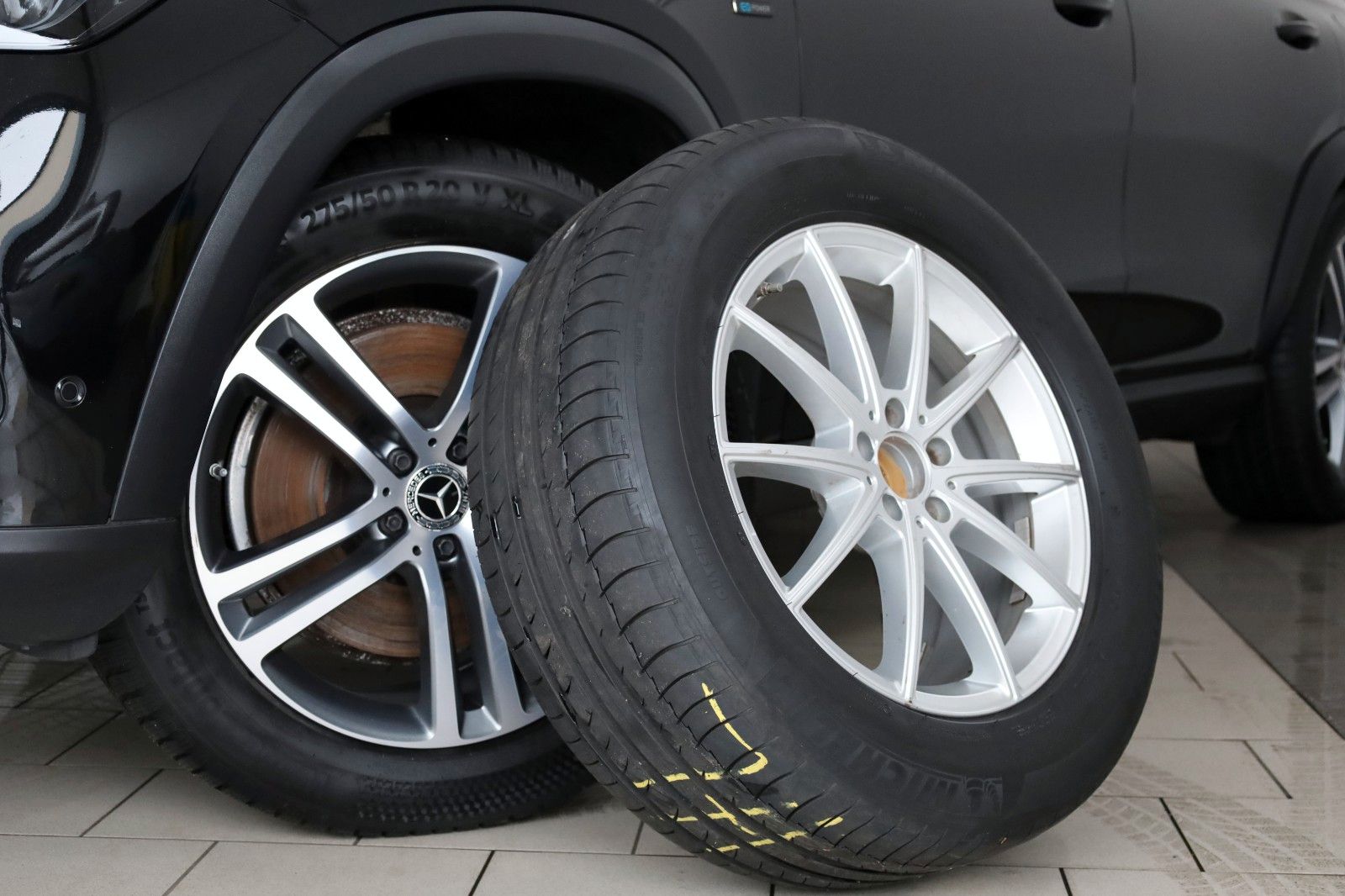 Fahrzeugabbildung Mercedes-Benz GLE 350 de 4Matic,Leder,Navi,LED,Panorama,ACC+WR