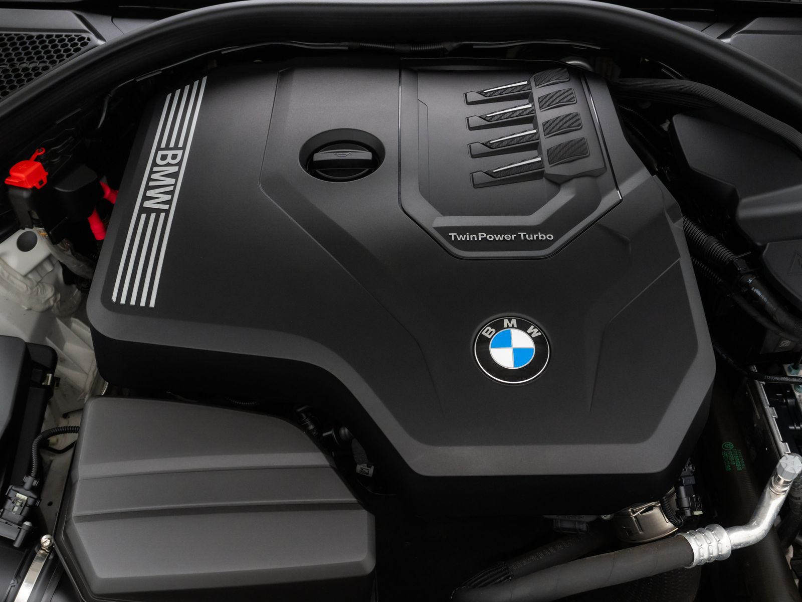 Fahrzeugabbildung BMW 320i Sport Line HUD DAB Lordos Alarm HiFi Komfor