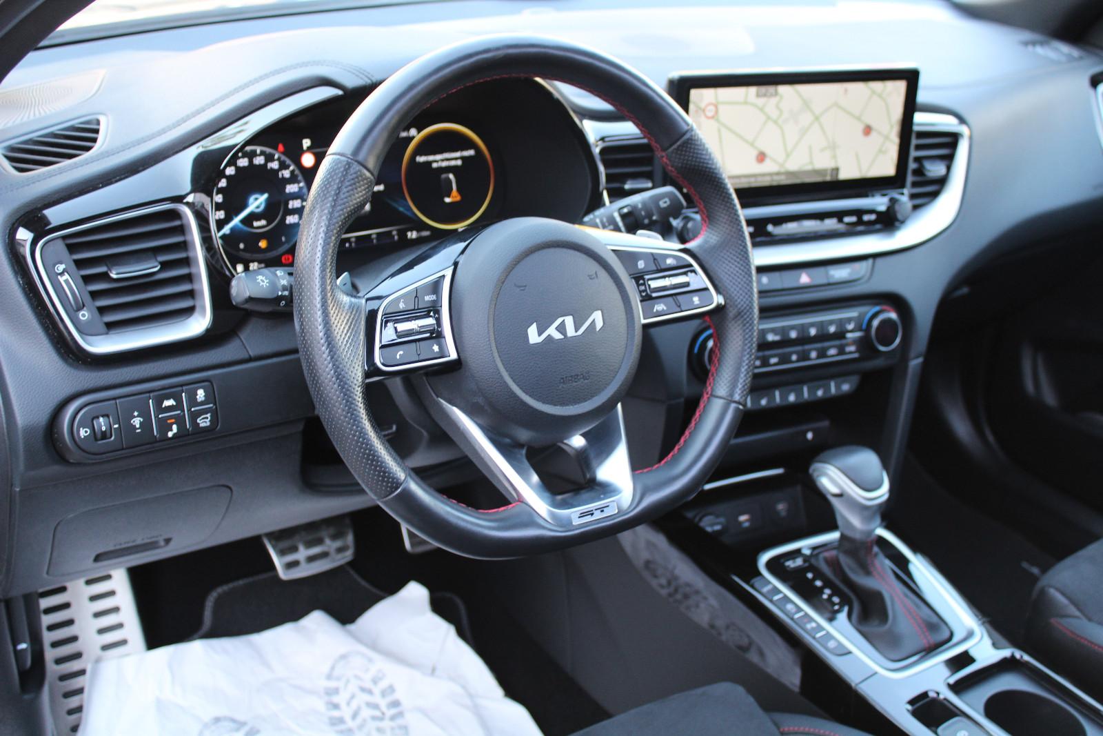 Kia ProCeed GT+PANO+El.Sitz Memory+BOSE+Klappen AGA