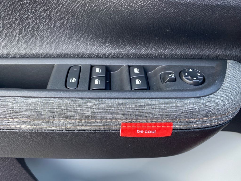 Fahrzeugabbildung Citroën C3 Aircross Turbo 100 Stop&Start PLUS