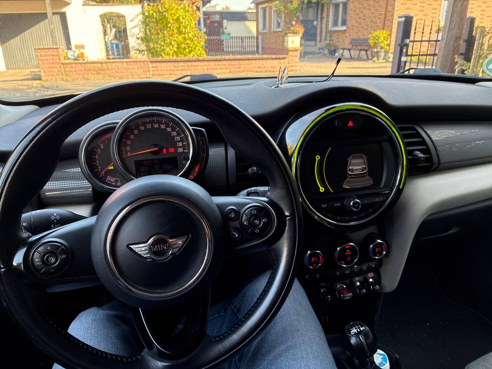 MINI Cooper Cooper