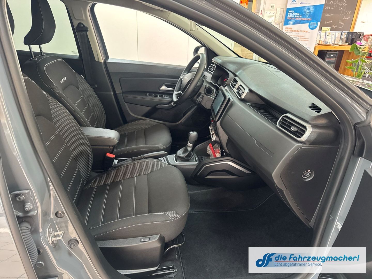 Fahrzeugabbildung Dacia Duster II Journey Navi 360 Kamera Klimaautom SHZ