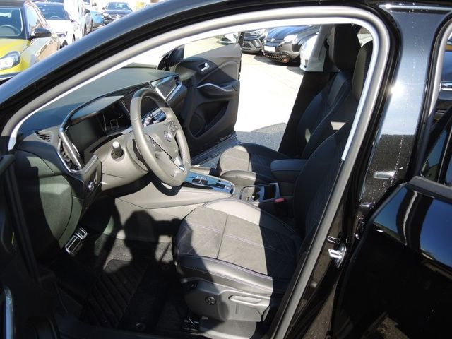 Grandland Plug-in-Hybrid 1.6 Elegance