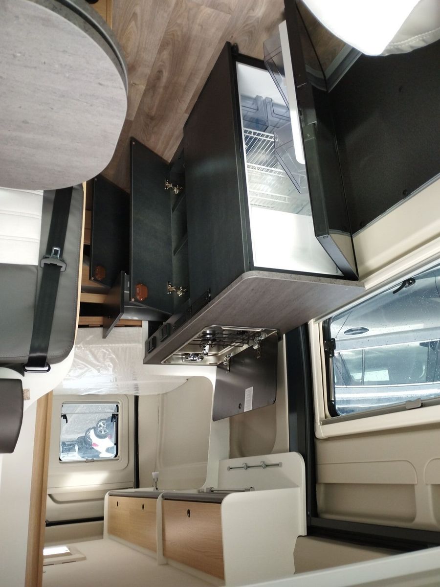 Fahrzeugabbildung Sunlight Adventure Cliff 600 Automatik, Dörr Edition, LTE