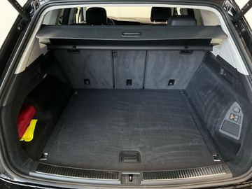Volkswagen Touareg - 8