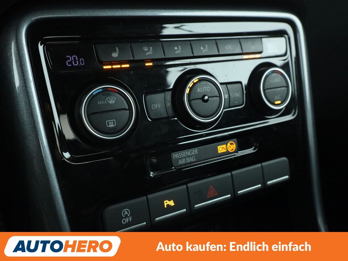 Volkswagen Beetle 1.4 TSI R-Line BMT*NAVI*XENON*PDC*SHZ* foto 24