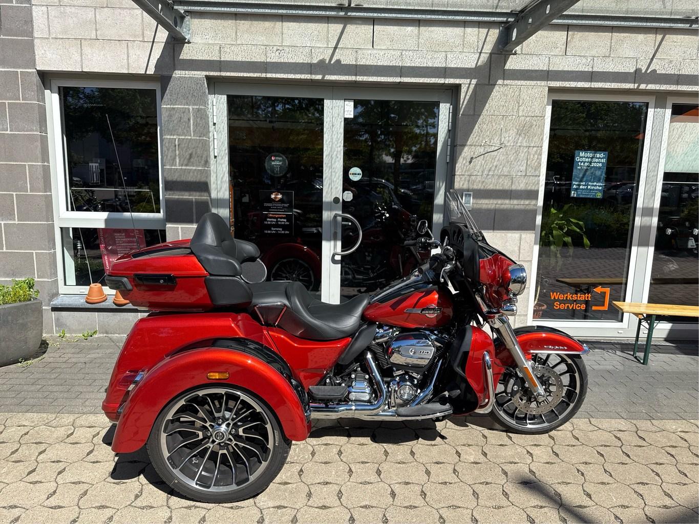 Harley-Davidson FLHTCUTG TRI GLIDE ULTRA Trike