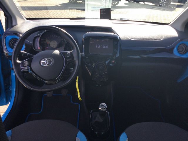 AYGO 1.0 x-cite KLIMA RÜCKFAHRKAMERA