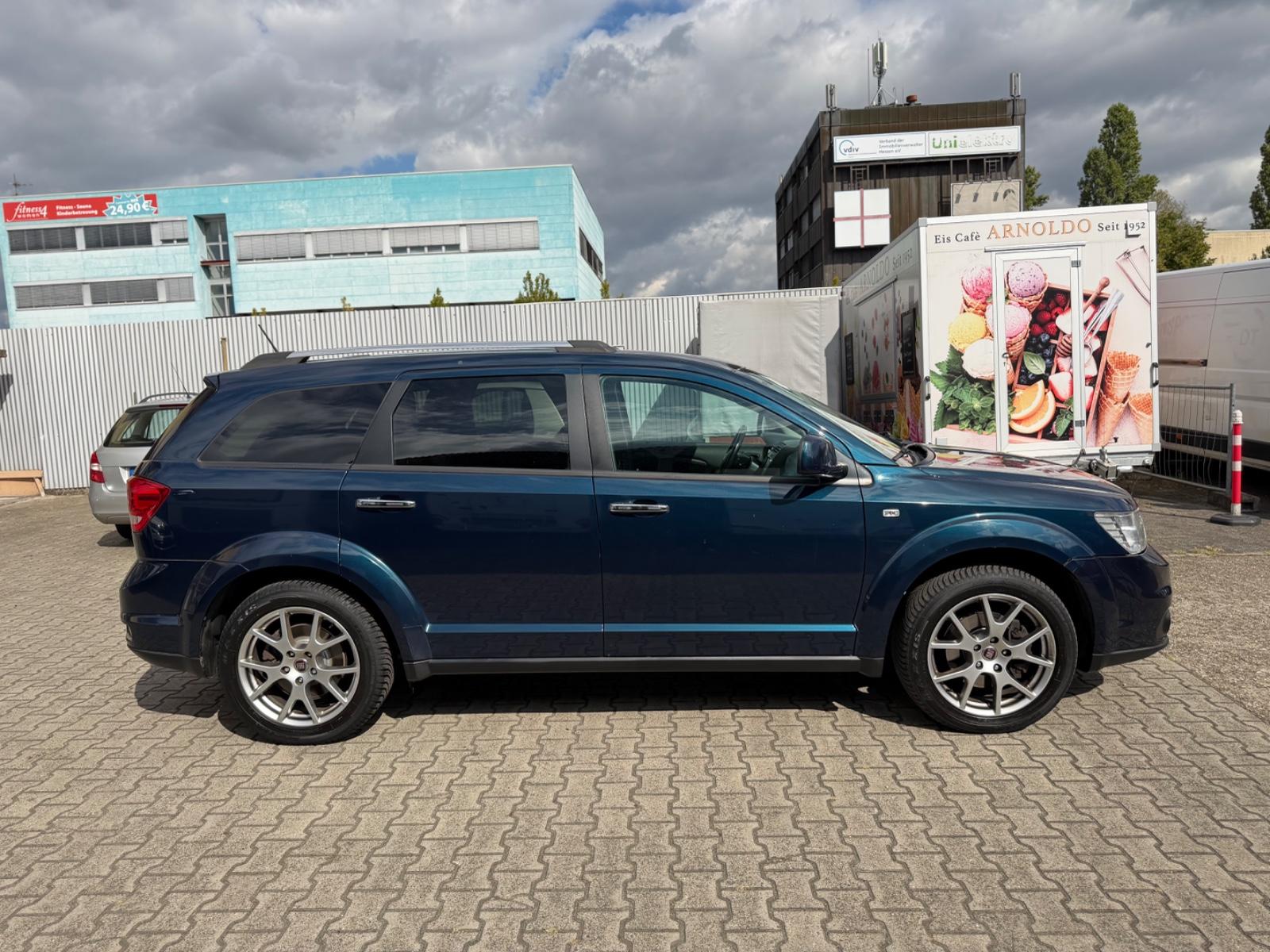 Fiat Freemont 7 Sitzer 4X4 Leder Automatik Alpine