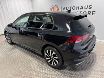 Volkswagen Golf VIII Lim. Active eTSI AT LED Navi SH