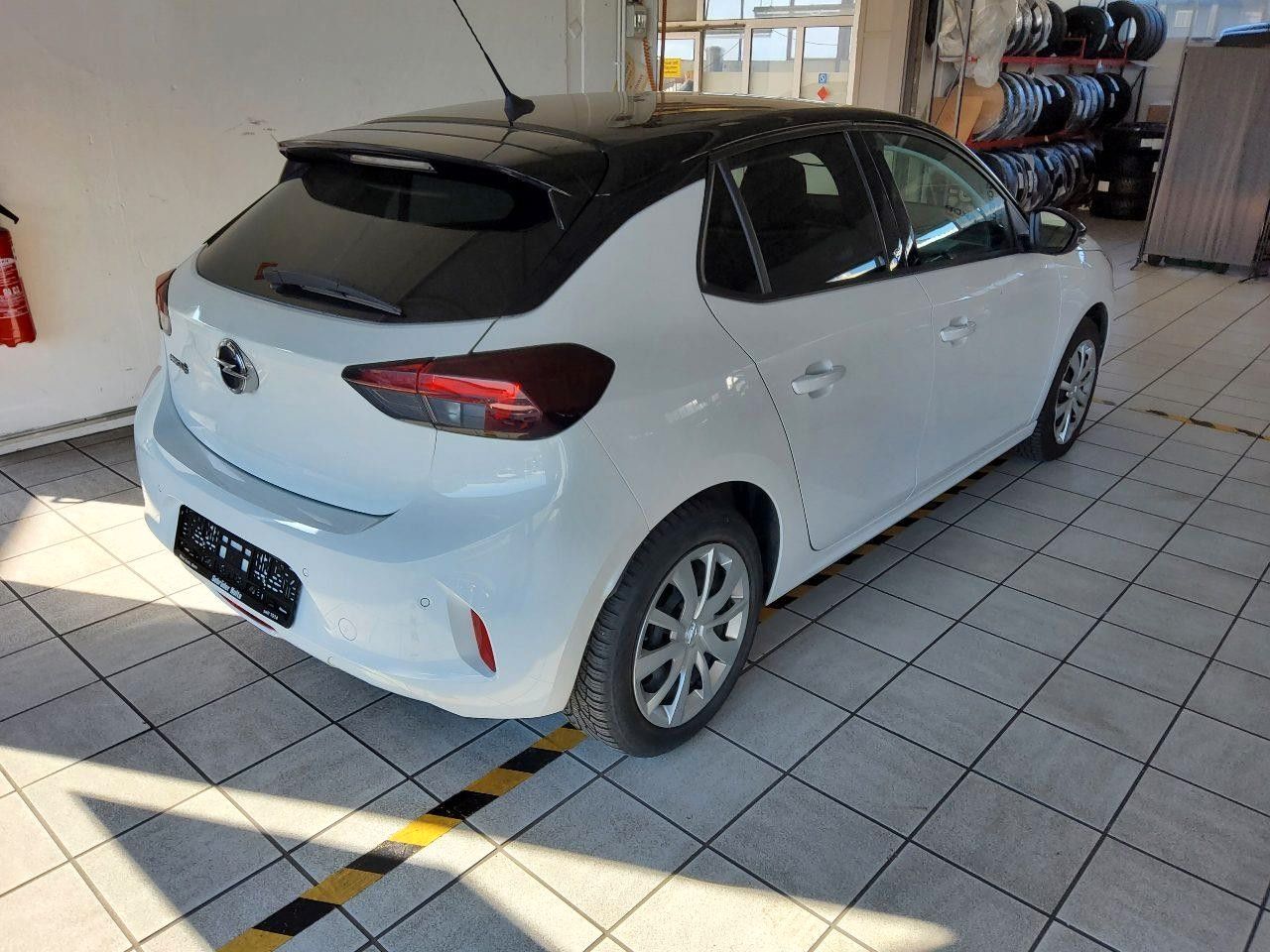 Fahrzeugabbildung Opel Corsa-e  EDITION 7,4kw/PDC/Allwetter/SolarProtec