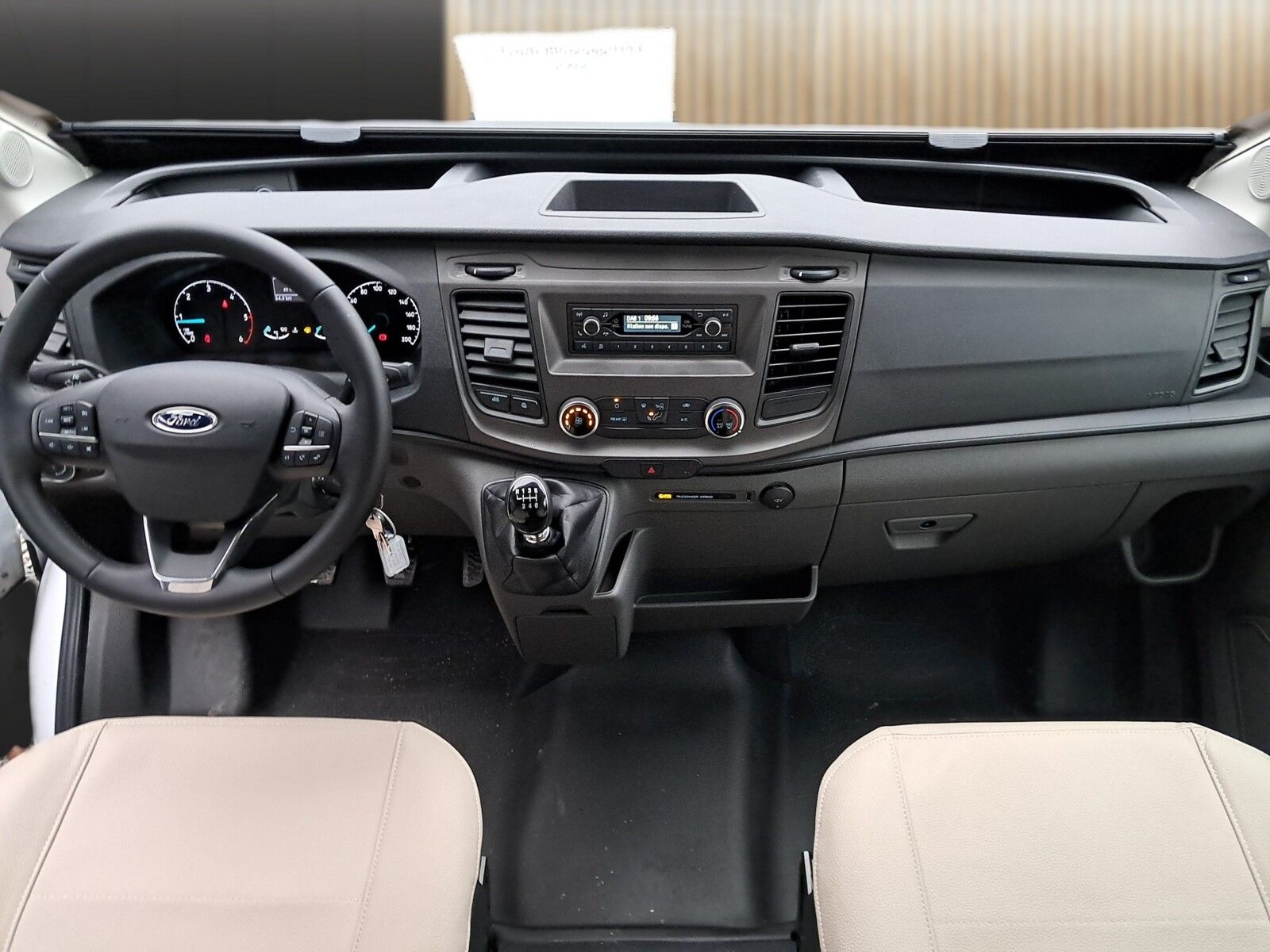 Fahrzeugabbildung Karmann Dexter 4x4 DE 570 AW 170 PS, Alufelgen, AHK TZ