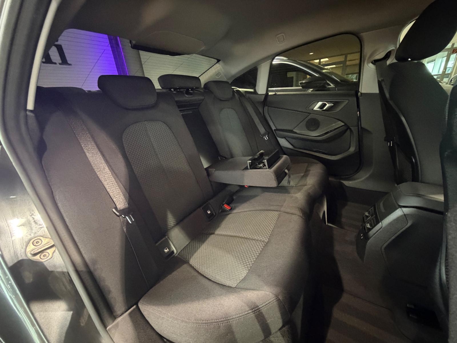 BMW 218 Gran Coupé 218i Gran Coupé*LED*VIRT*NAVI*LANE*FRONT*PDC*SHZ, миниатюра 30