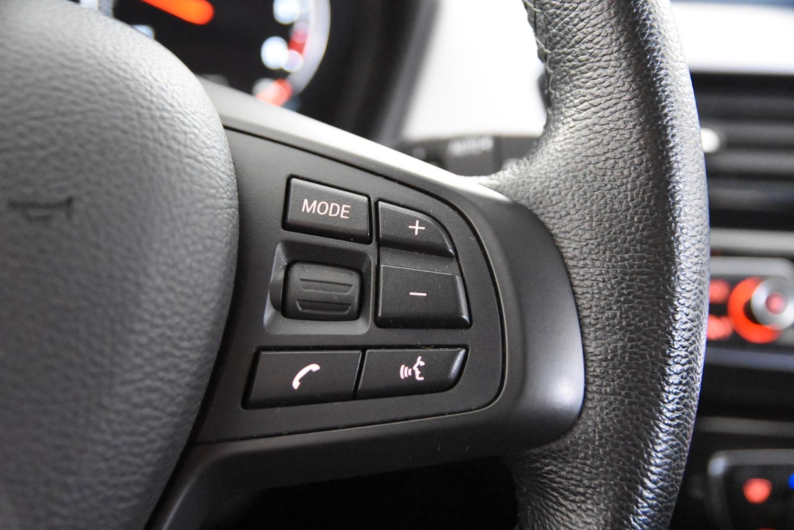 BMW X1 sDrive16d  *1.Hand*EHK*Park ass.*Navi* foto 14