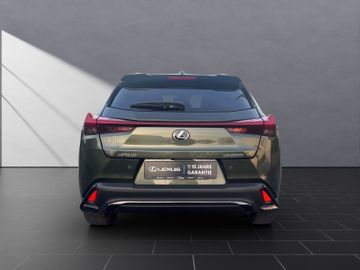 Lexus UX - 4