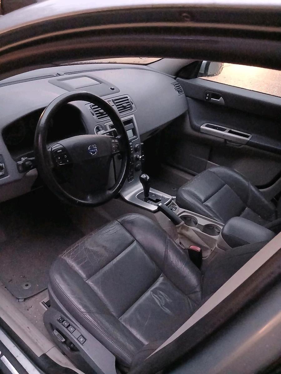 Volvo V50 2006 — photo 9