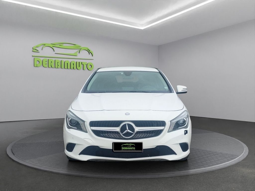 Image of Mercedes-Benz CLA 200