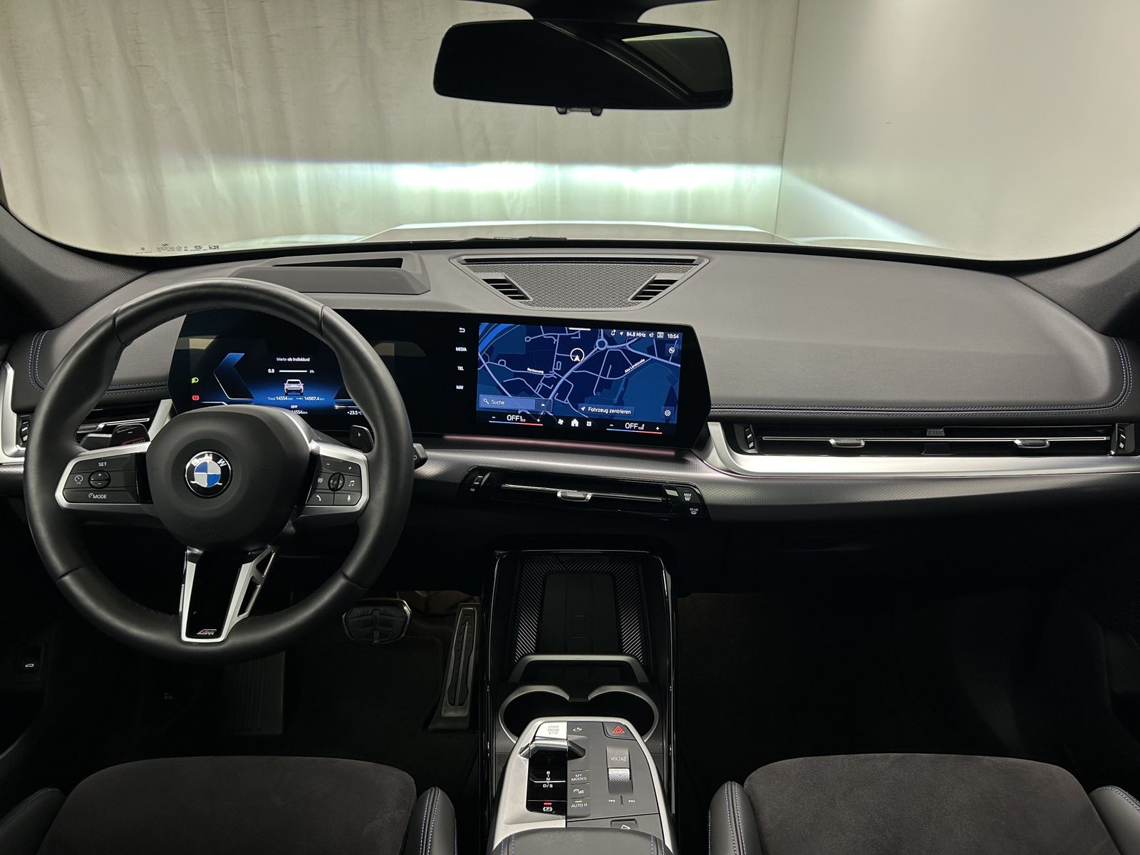 BMW X1 xDrive20d M Sportpaket Pro Pano. AHK DAB LED foto 5