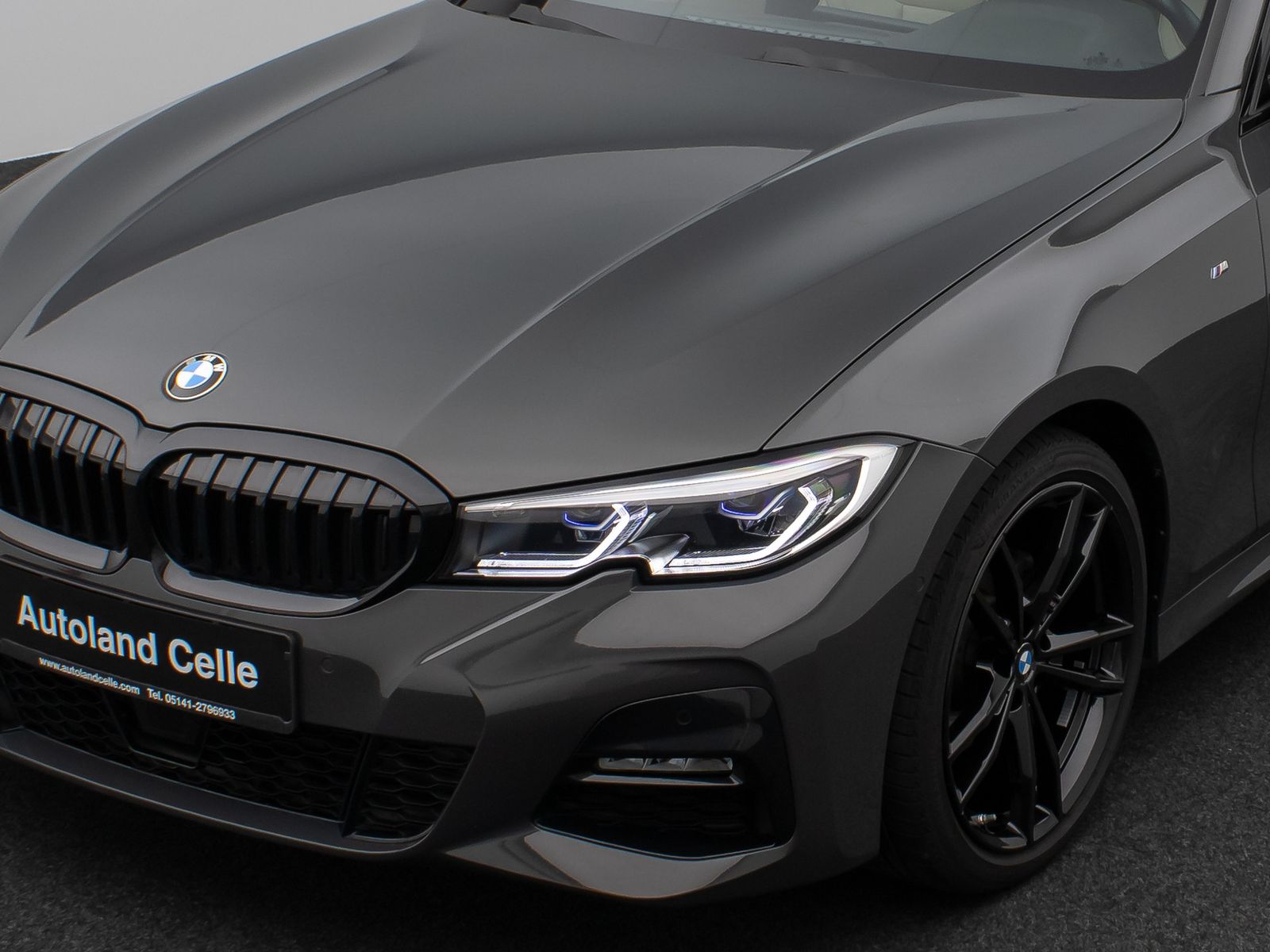 Fahrzeugabbildung BMW 320i M Sport Kamera DAB Laser Alarm Leder 19Zoll