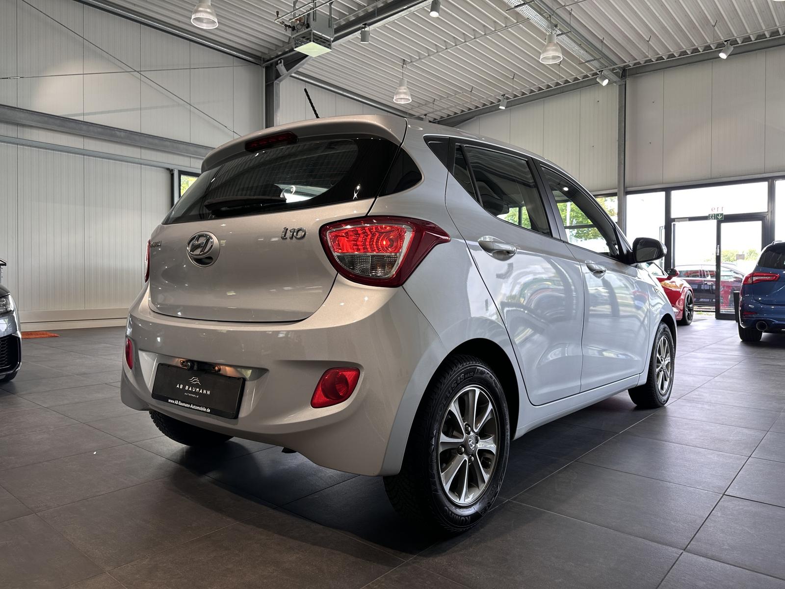 Hyundai i10 FIFA World Cup Edition *SHZ, LENKRADHZ.*