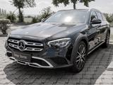 Mercedes-Benz E 220 d 4M T All-Terrain Avantgarde HUD+LED