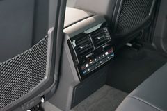 VW Touareg R eHybird | Pano | AHK | Dynaudio VW Touareg R eHybird | Pano | AHK | Dynaudio