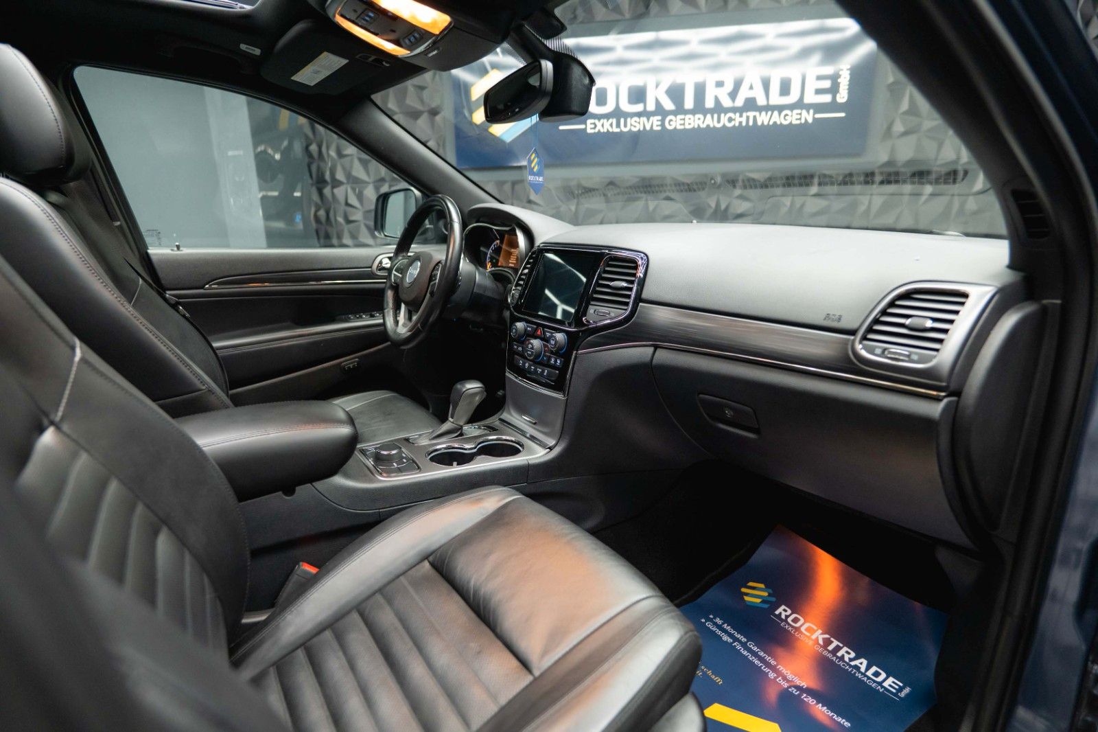 Fahrzeugabbildung Jeep Grand Cherokee 3.6 4x4 LIMITED X *Pano*LED*19%*