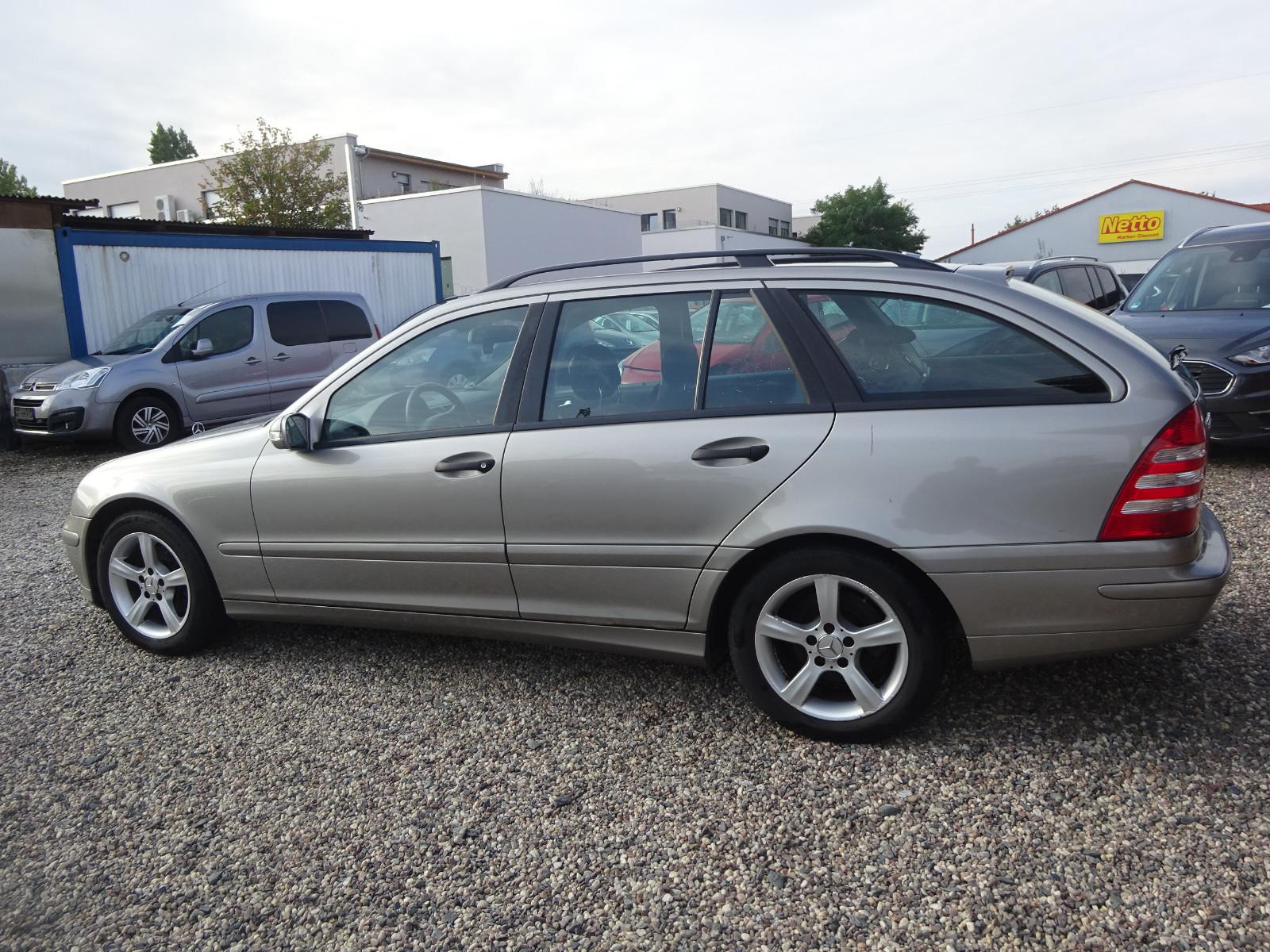 Mercedes-Benz C220 2005 — photo 6