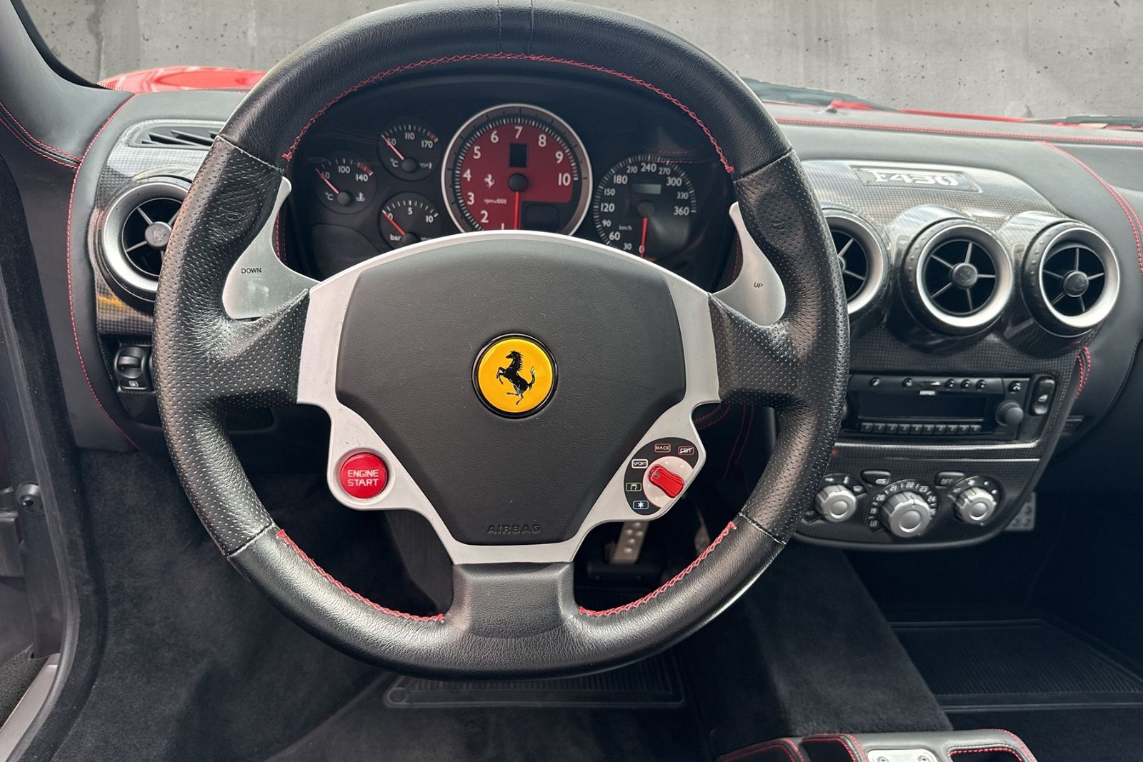 Fahrzeugabbildung Ferrari F430 F1*DT Auto*2. Hand*20 Services bei Ferrari!