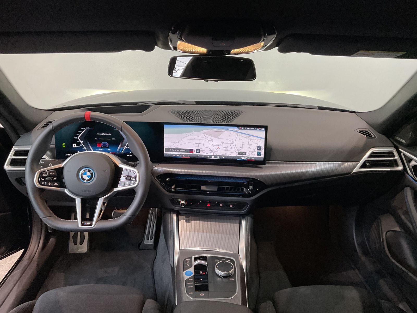 Fahrzeugeinzelansicht 7 Fahrzeugabbildung BMW i4 M60 |M Sportpaket Pro |Harman Kardon