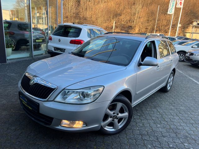 Skoda Octavia 1.6 TDI Combi Family * NAVI *AHK*