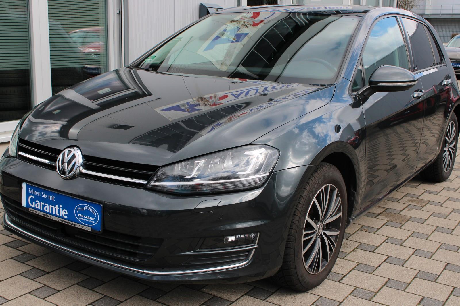 Volkswagen Golf VII Lim. Allstar BMT WR/SR Navi Xenon AHK