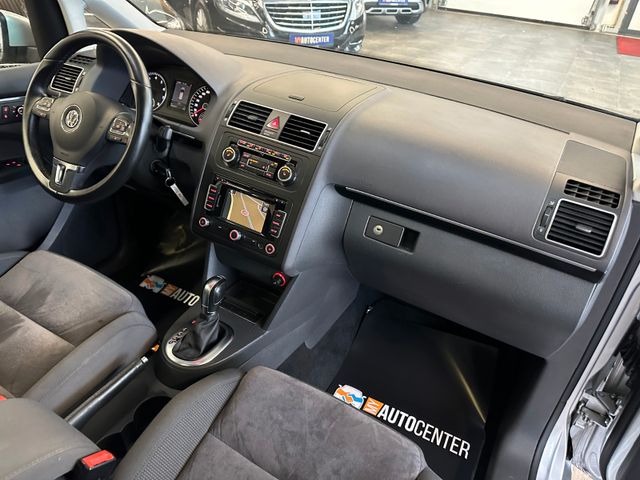 Volkswagen Touran Highline DSG *PANO*SHZ*NAVI*PDC*TEMPOMAT*