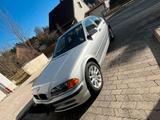 BMW 318i - 8-fach bereift - TÜV 2027 - guter Zustand - BMW 318 aus 2000: 318i