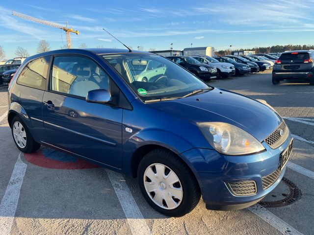 Ford Fiesta Style/Klima/8Bereift/2 Schlüssel/Tüv Neu