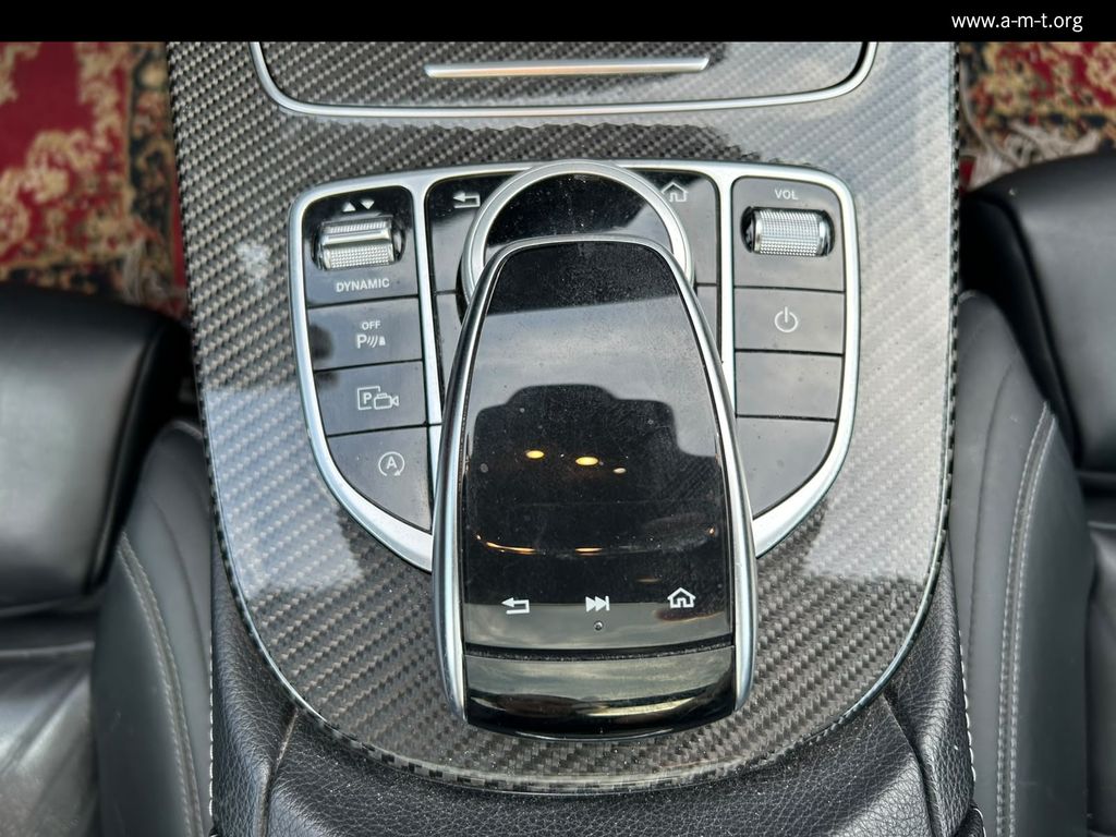 MERCEDES-BENZ E 400