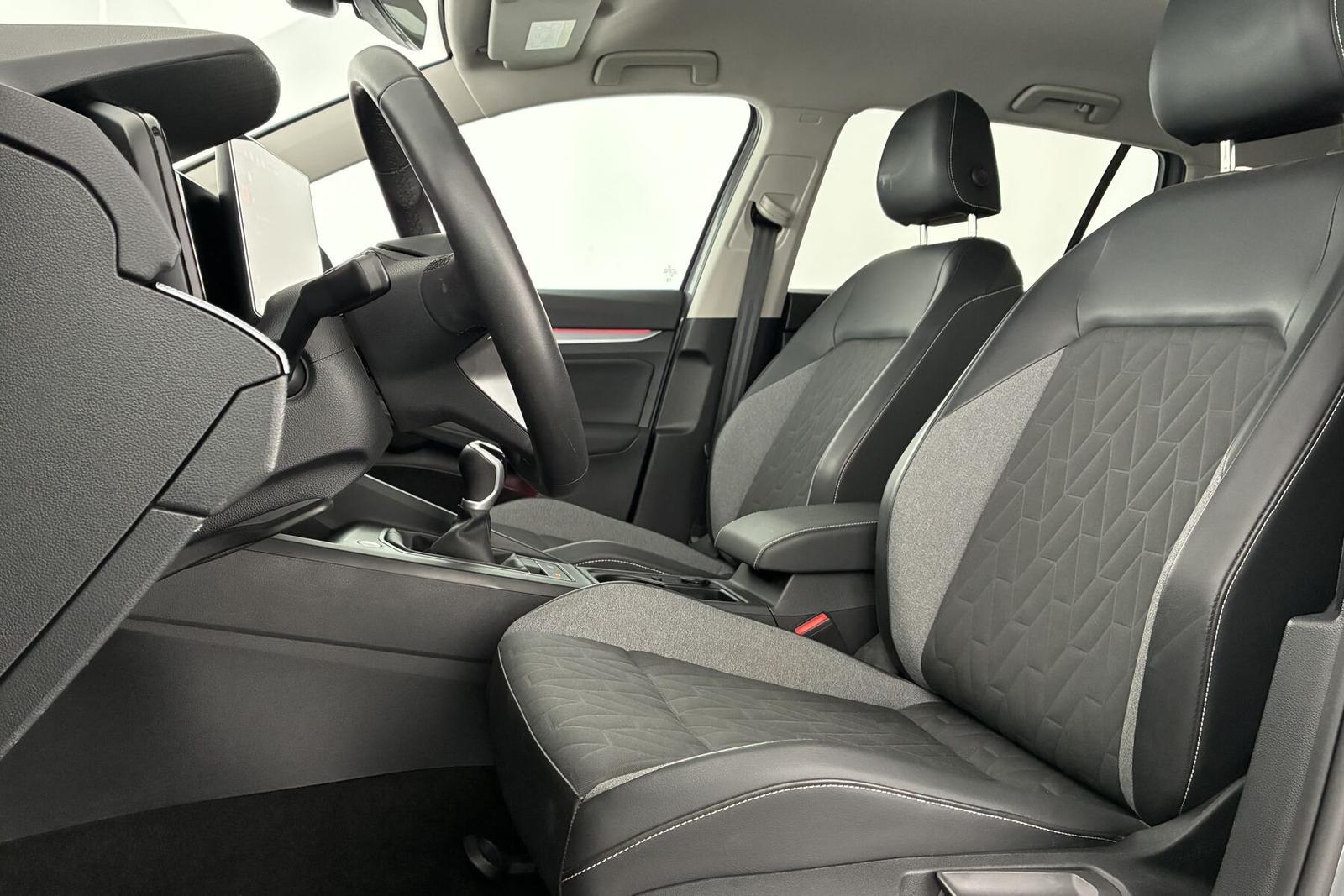 Volkswagen Golf VIII 1.5 TSI Goal Navi ACC LED AHK RFK PDC, миниатюра 9