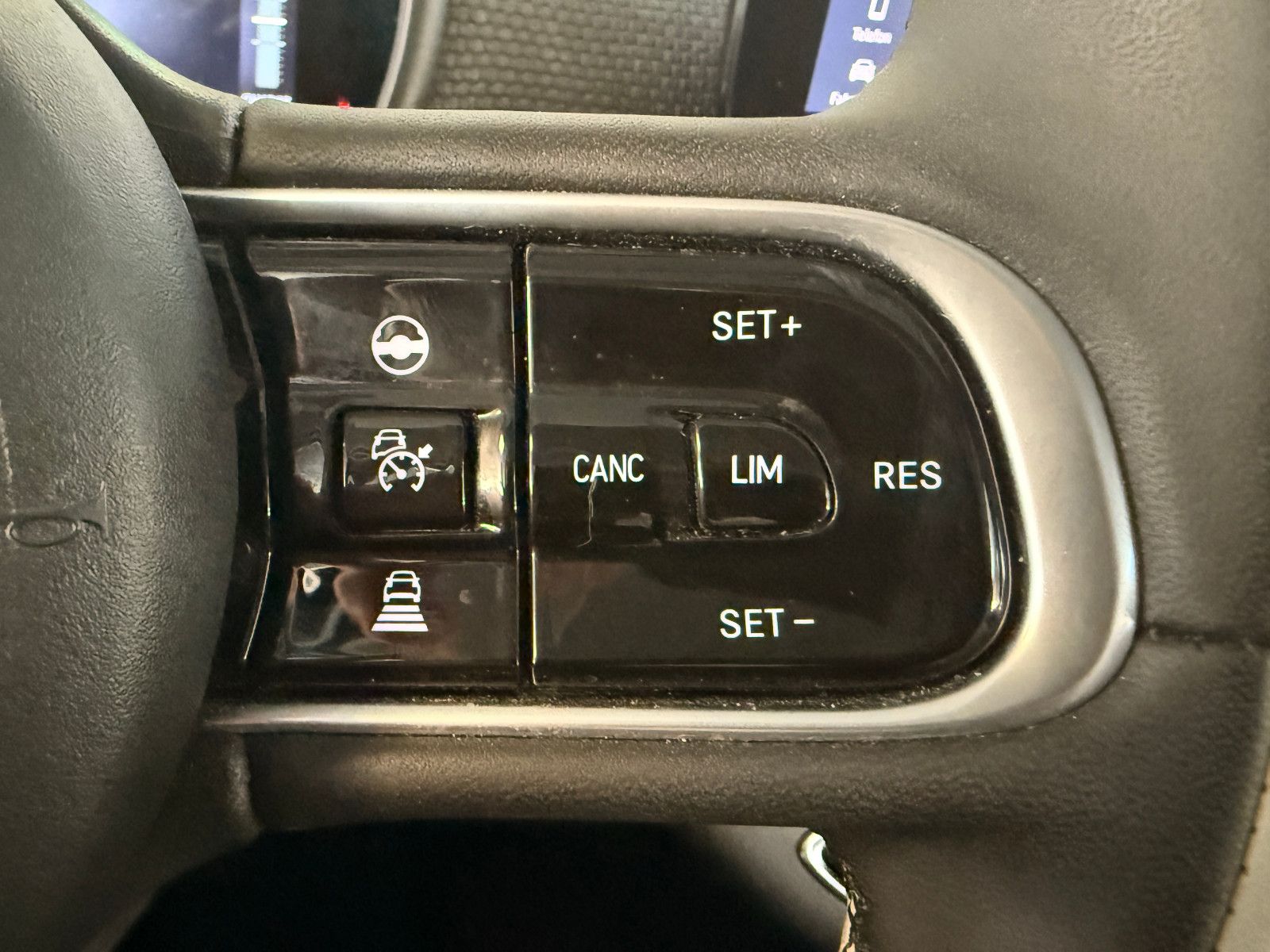 Fahrzeugabbildung Fiat 500e/ 3+1 /LA PRIMA/APPLE/NAVI/KAMERA/LED/LEDER