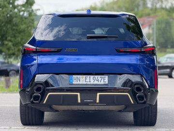 BMW XM - 5