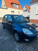 Ford Fiesta 80ps 1 Jahr TÜV Klima - Ford Fiesta JA8 mit Benzin-Antrieb