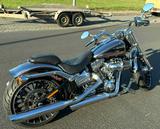 Harley-Davidson Breakout CVO - Pure Emotion - HARLEY-DAVIDSON BREAKOUT