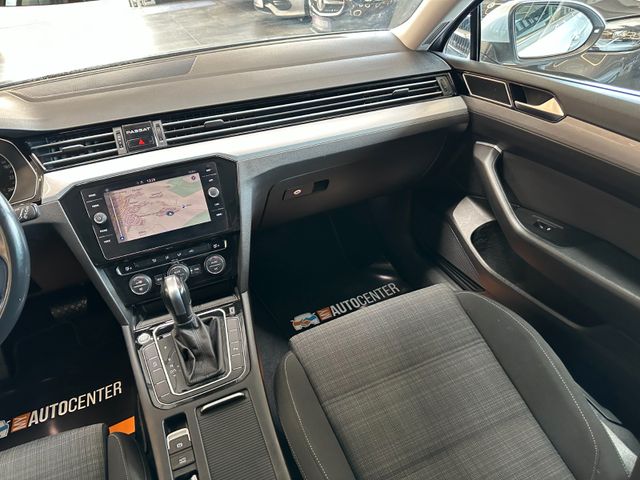 Volkswagen Passat *KEYLESS*ACC*AHK*NAV*3-ZONEN*LED*