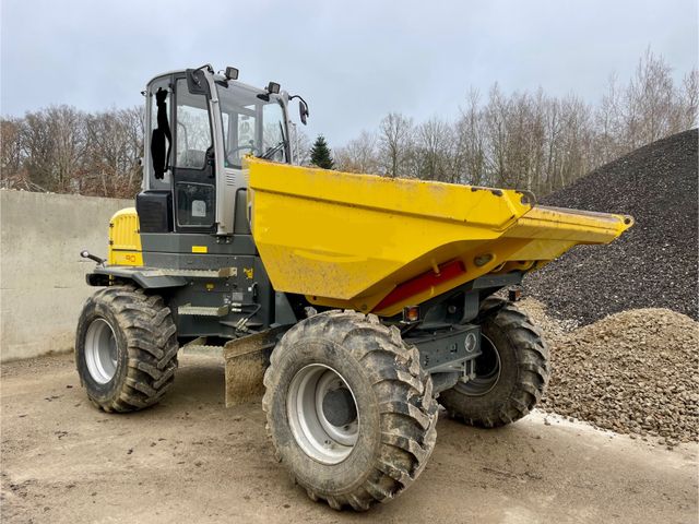 Wacker DW 90 mit Kabine Dumper DV 60 100 Neuson