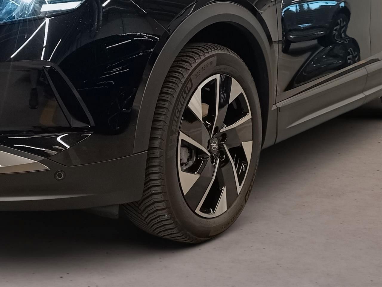 Fahrzeugabbildung Opel Grandland 1.2 48V HYBRID NAVI/LED/KAMERA/DAB+