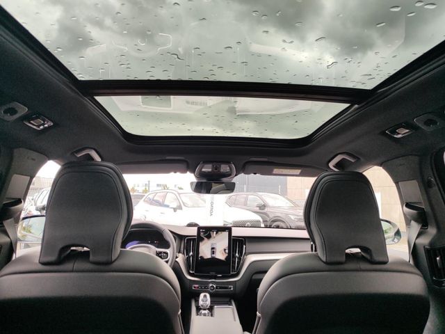 VOLVO XC 60 (Bild 28 von Array)