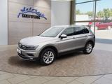 Volkswagen Tiguan 2.0 TSI DSG Highl. 4Motion Virtuel Navi L - : Grau, Alcantara, Dachreling, Geländewagen
