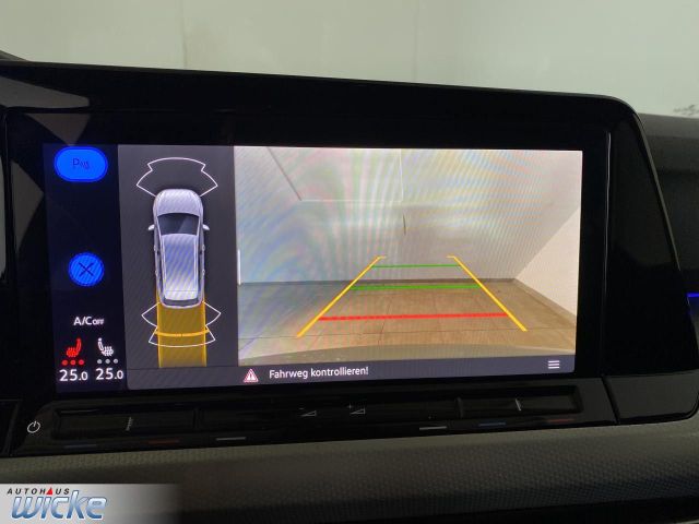 Golf VIII Variant 1.5 TSI Move NAVI KLMA LED AHK