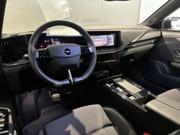 Fotografie 14 des Opel Astra Sports Tourer 1.5 D Automatik GS