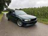 BMW E38 728i - BMW 728: E38