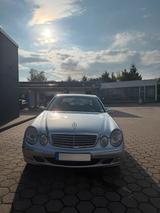 Mercedes-Benz Mercedes Benz E220 Top Zustand  scheckheft - gebrauchte Mercedes-Benz E 220 aus dem Jahr 2003